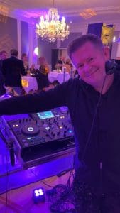 Flyverskjul hvad er en Dj
